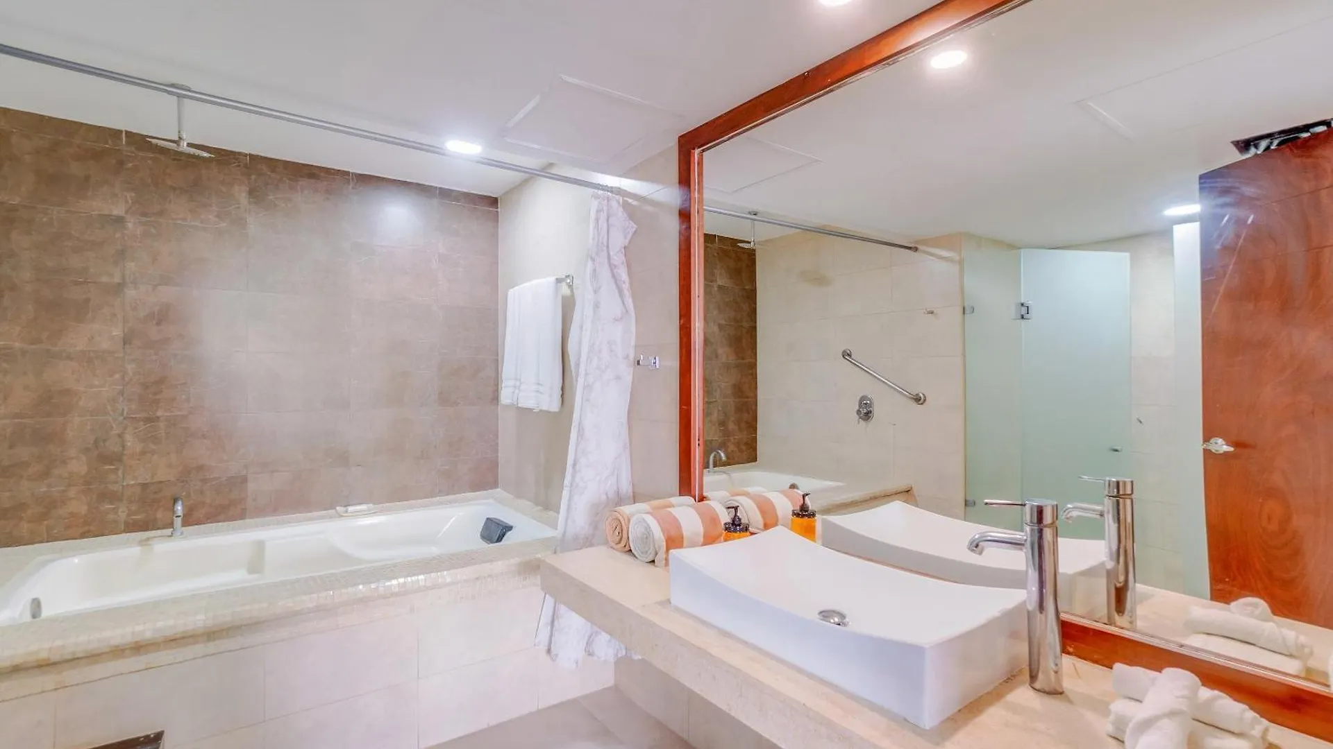 Aldea Thai Tropical Oasis Steps To The Beach Playa del Carmen 0*,  Mexico